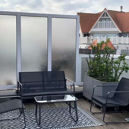Tres Beau Penthouse A